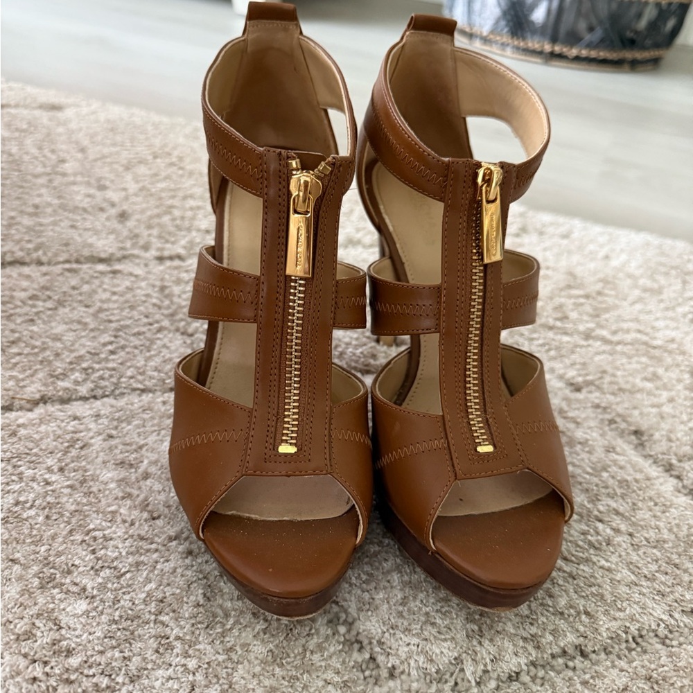 MICHAEL Michael Kors Tan Leather Heels with Gold Zipper